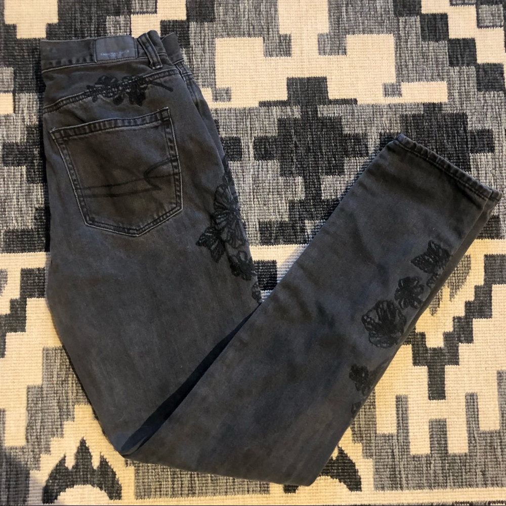 American Eagle Embroidered Floral High Waist Mom Jeans